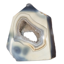 Load image into Gallery viewer, Druzy Agate Tower Crystal